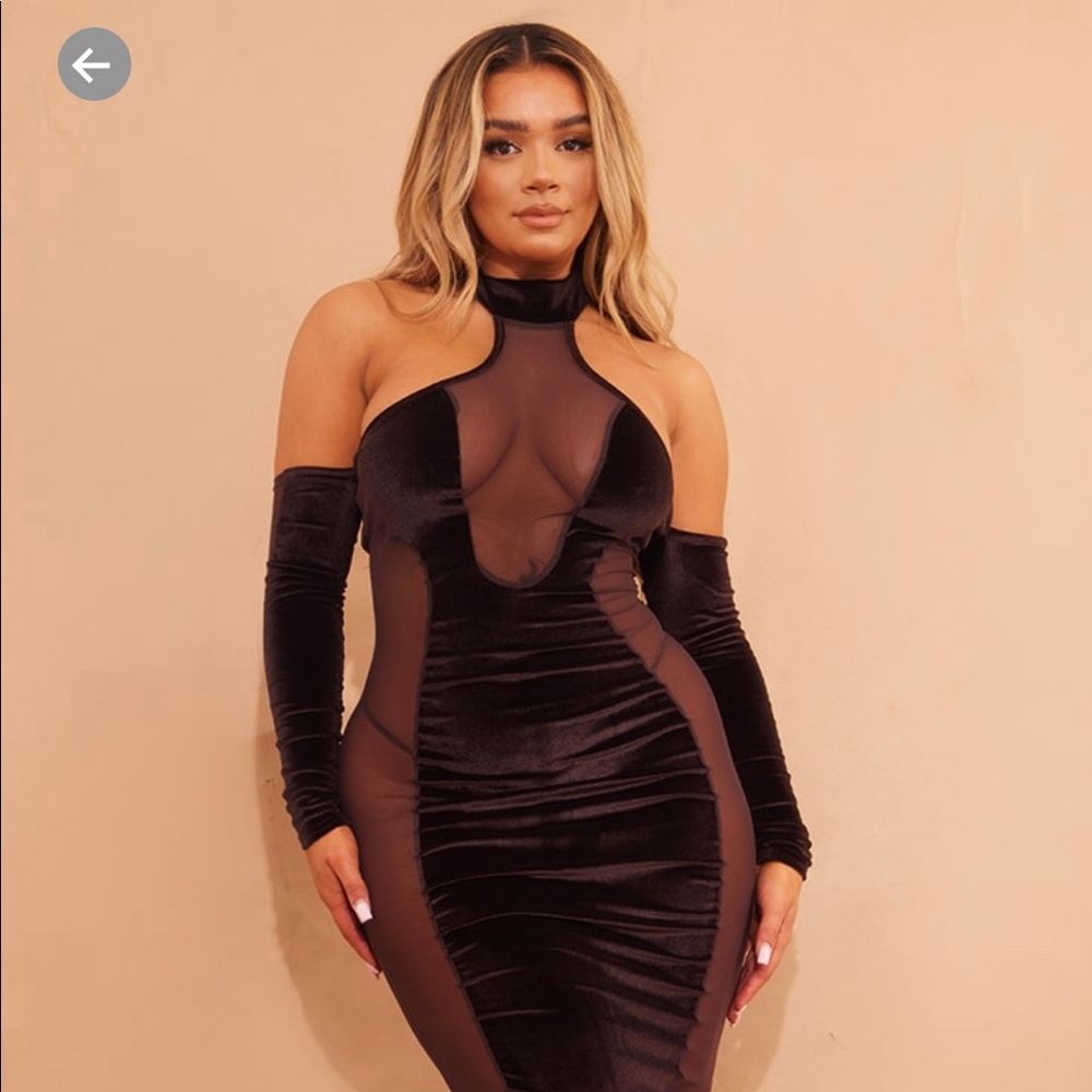 Pretty Little Thing
Shape Chocolate Brown Velvet Mesh Insert Bardot Midaxi Dress
